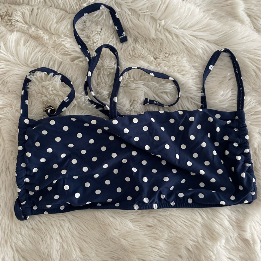We wore what bandeau bikini top. Size large.
